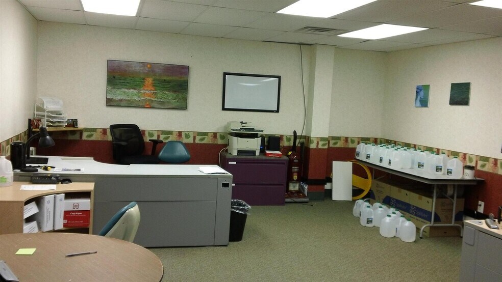 More Photos Of 1050 Regent St, Madison Medical For Lease