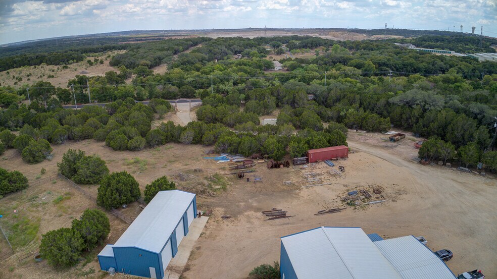 More Photos Of 9425 Schoenthal Rd, New Braunfels Warehouse For Sale