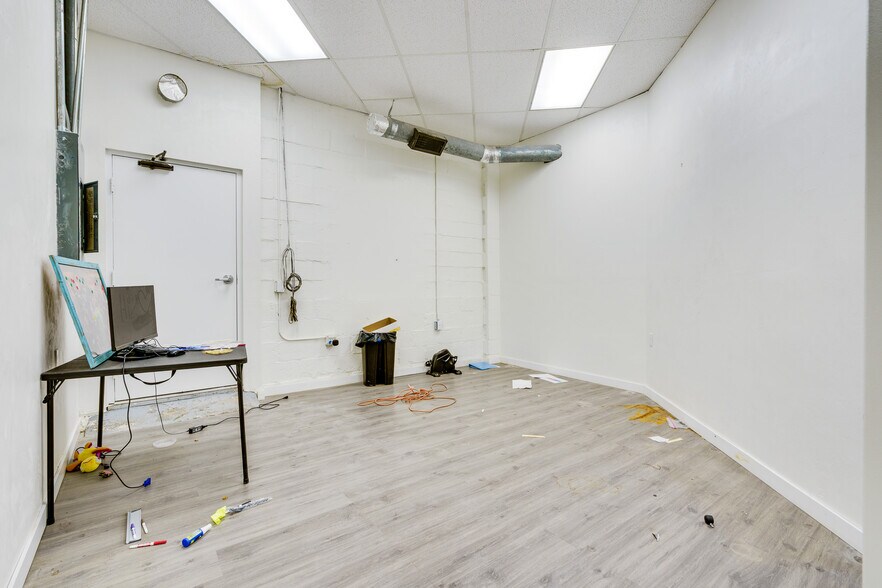 More Photos Of 118 Fairview Ave, Daytona Beach Freestanding For Sale