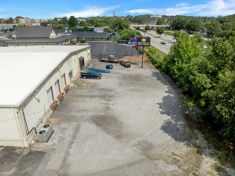 More Photos Of 627 Congaree Rd, Greenville Freestanding For Sale