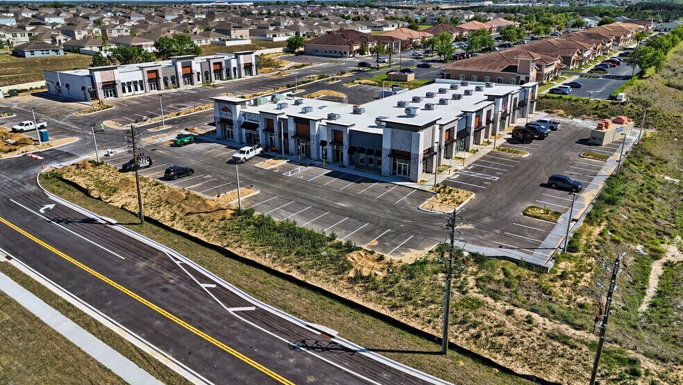 More Photos Of 2200 Forest Lake Dr, Davenport General Retail For Lease