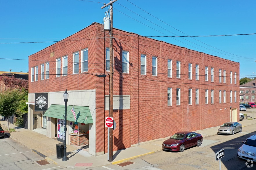 More Photos Of 300 Corbet St, Tarentum Storefront Retail Office For Lease
