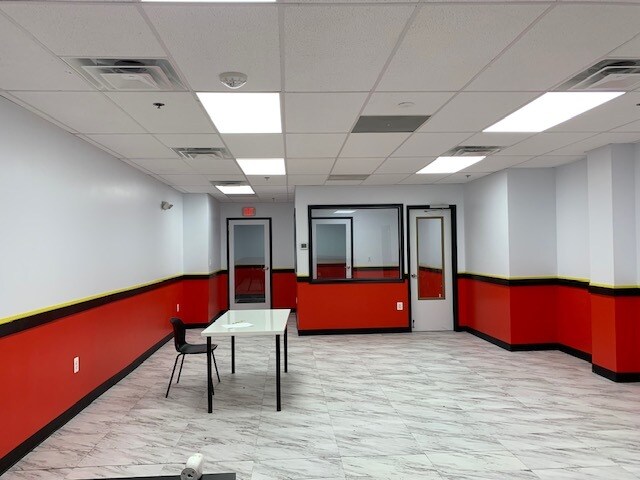 More Photos Of 12800 Middlebrook Rd, Germantown Office For Sale