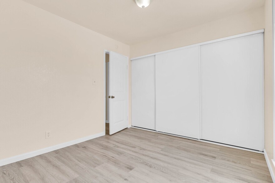 More Photos Of 14726 San Pablo Ave, San Pablo Apartments For Sale