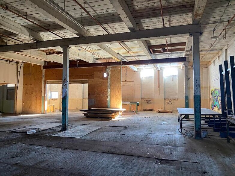 More Photos Of 99 Hartford Ave, Providence Warehouse For Sale