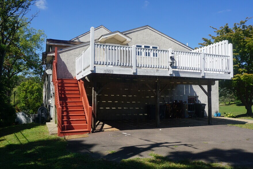 More Photos Of 3328 Huntingdon Pike, Huntingdon Valley Service For Sale