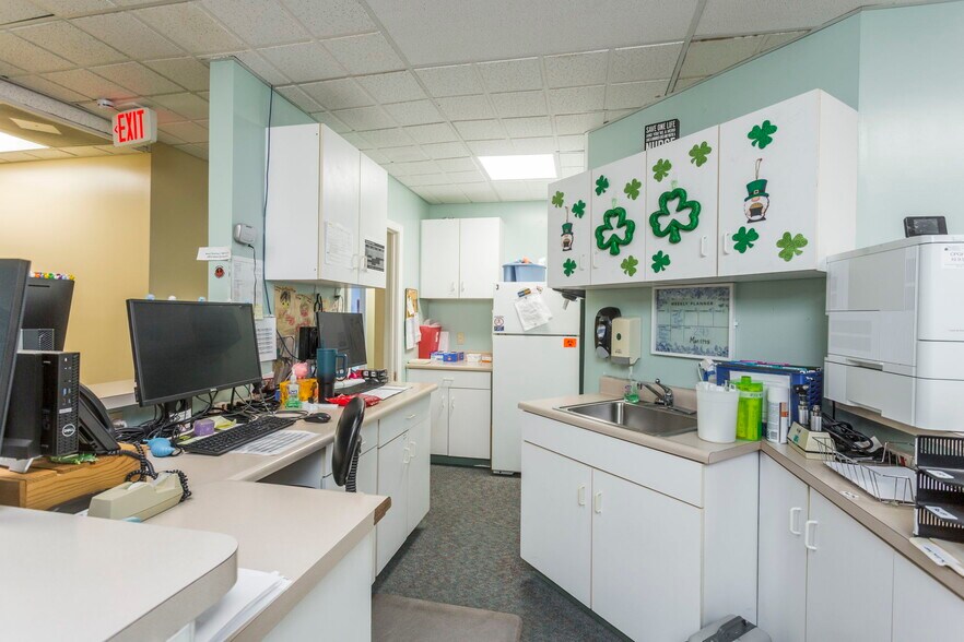More Photos Of 1947 Medical Ave, Harrisonburg Medical For Lease
