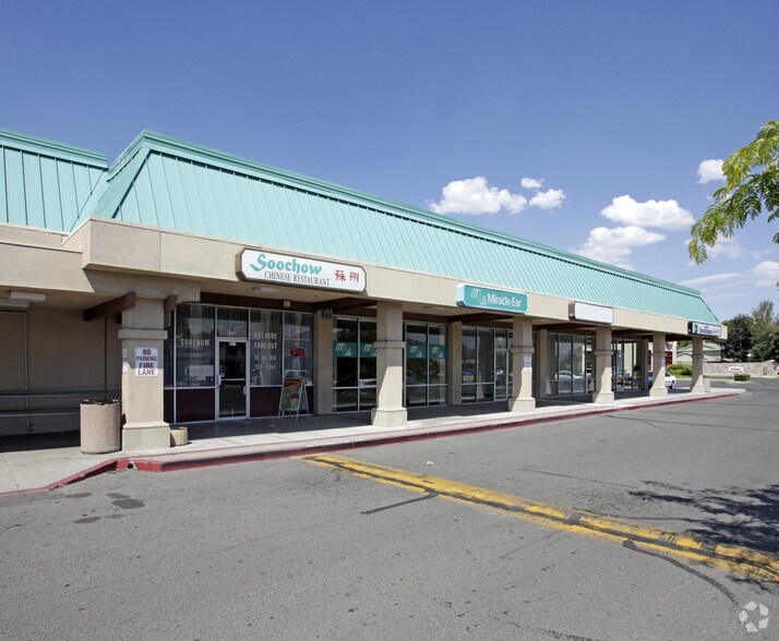 More Photos Of 656-668 E Prater Way, Sparks Storefront For Lease