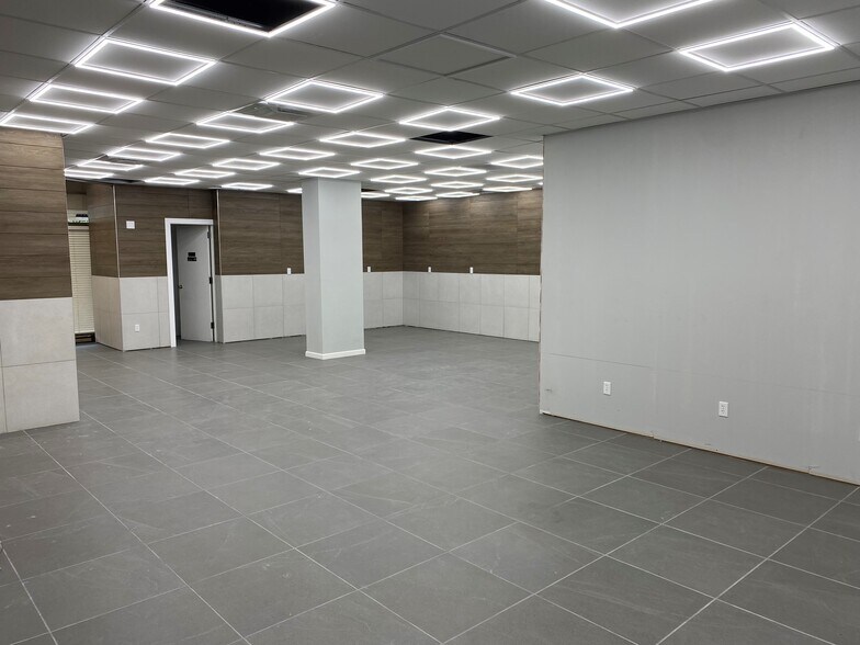 More Photos Of 101 Three Rivers N, Fort Wayne Apartments For Lease