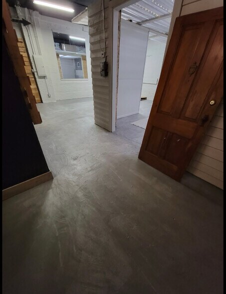 More Photos Of 355 S IL Route 83, Grayslake Warehouse For Sale