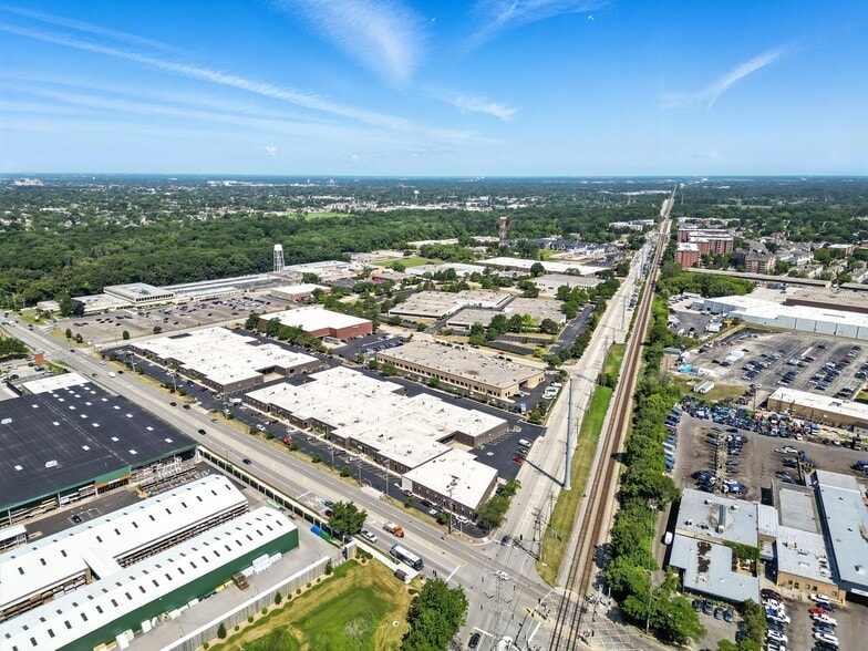 More Photos Of 8130 River Dr, Morton Grove Warehouse For Sale