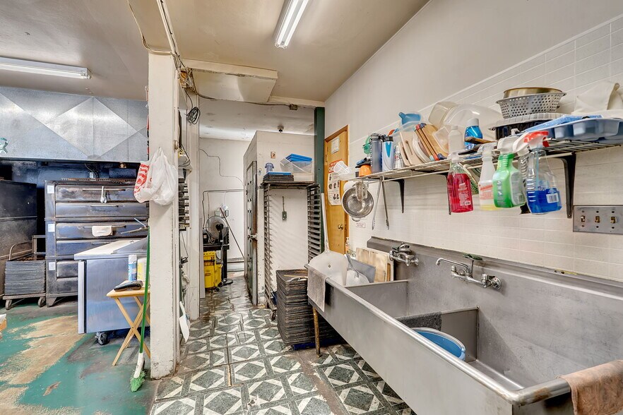 More Photos Of 2123 Clinton St, Buffalo Restaurant For Sale