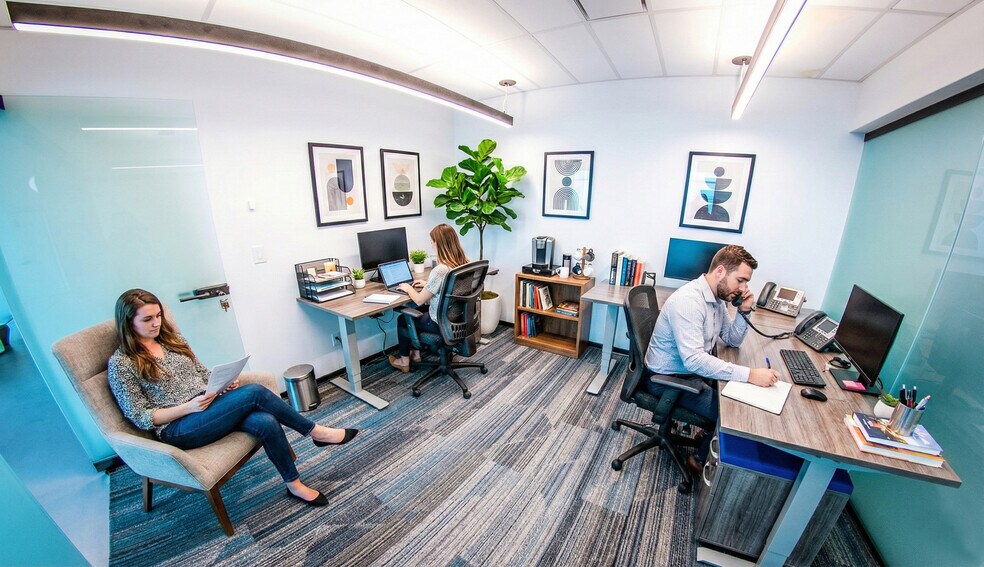 More Photos Of 252 W Esplanade, North Vancouver Coworking Space