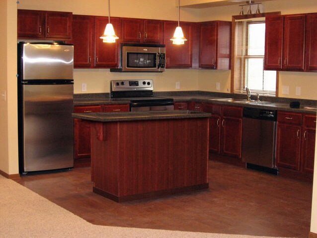 More Photos Of 14411 Excelsior Blvd, Minnetonka Apartments For Lease