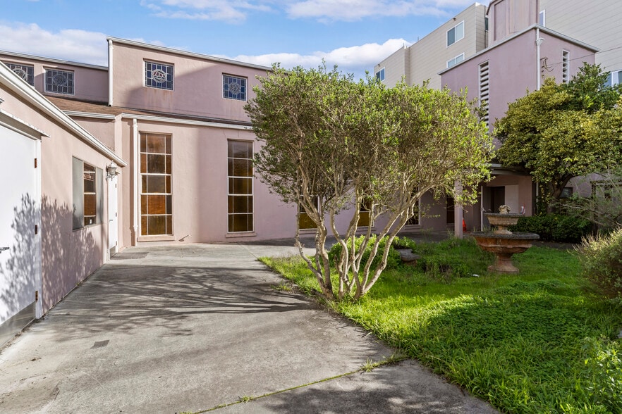 More Photos Of 6555 Geary Blvd, San Francisco Religious Facility For Sale