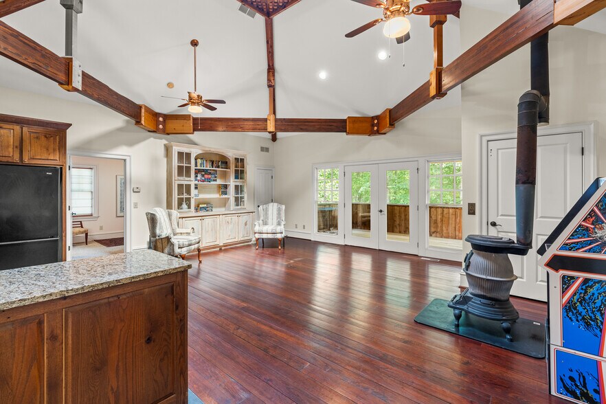 More Photos Of 9975 Ball Ground Hwy, Ball Ground General Retail For Sale