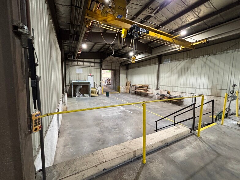 More Photos Of 210 New Factory Rd, Sharon Manufacturing For Lease