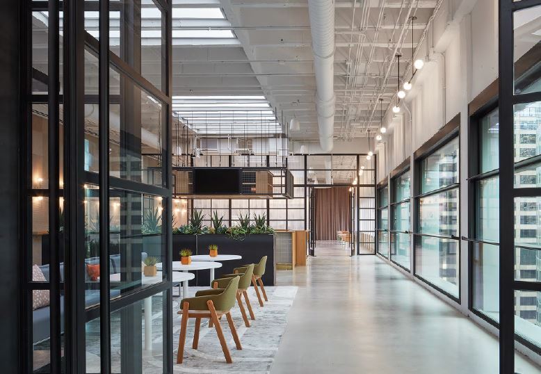 More Photos Of 311 W Monroe St, Chicago Coworking Space