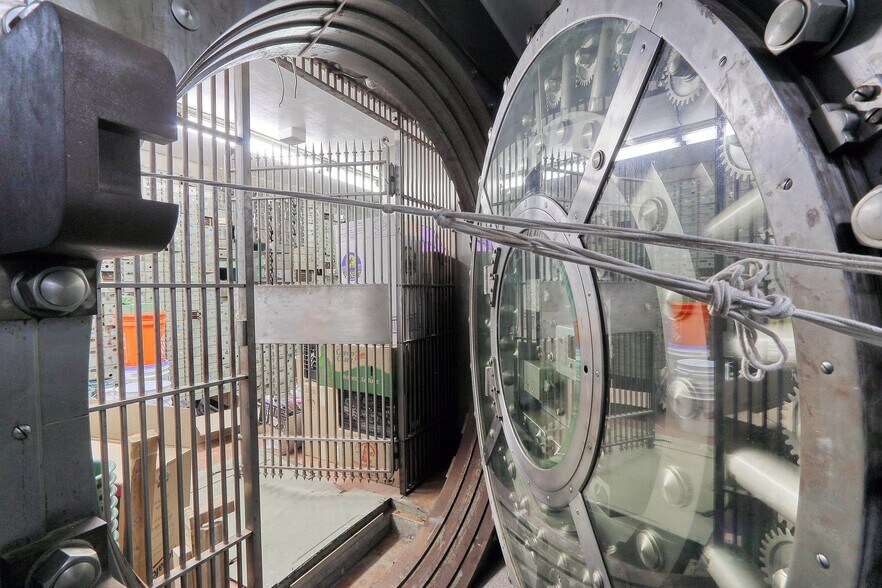 More Photos Of 59 N Main St, Liberty Loft Creative Space For Sale