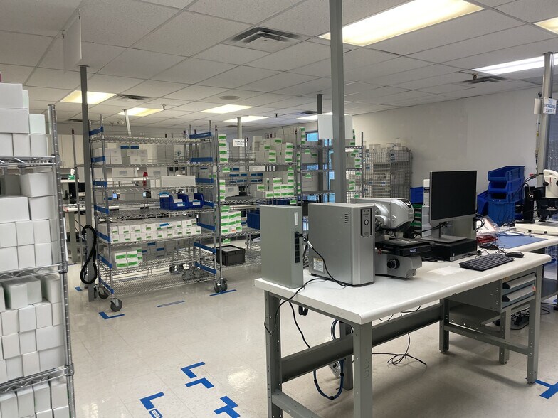 More Photos Of 2060 Walkley Rd, Ottawa Warehouse For Lease