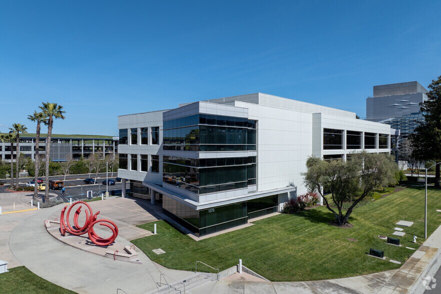 More Photos Of 1376 Bordeaux Dr, Sunnyvale Office For Lease