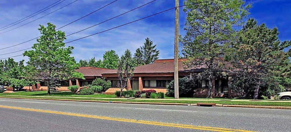 More Photos Of 21825 Chagrin Blvd, Beachwood Office For Lease