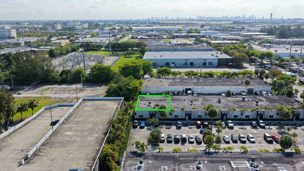 More Photos Of 8111-8119 NW 33rd St, Miami Warehouse For Sale