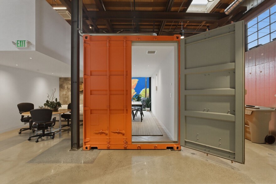 More Photos Of 1401 Old County Rd, San Carlos Manufacturing For Sale