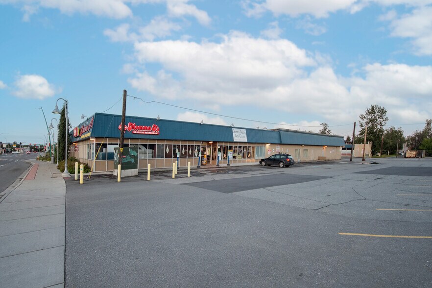 More Photos Of 1237 W 27th Ave, Anchorage General Retail For Sale