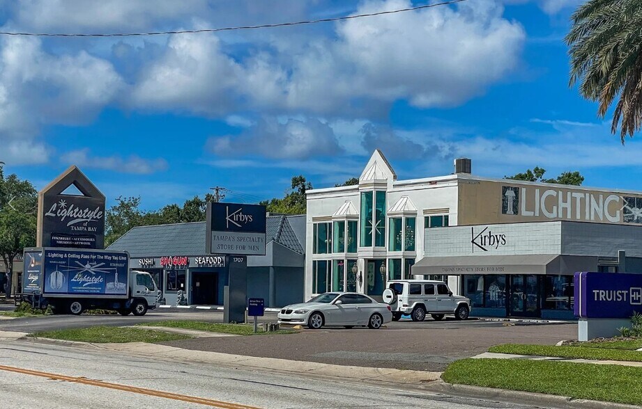 More Photos Of 1711 S Dale Mabry Hwy, Tampa Freestanding For Sale