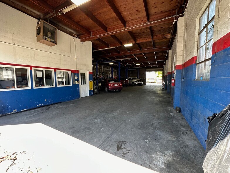 More Photos Of 1315 S Hunter St, Stockton General Retail For Sale