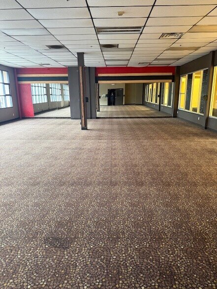 More Photos Of 515 5th St, Santa Rosa Health Club For Lease
