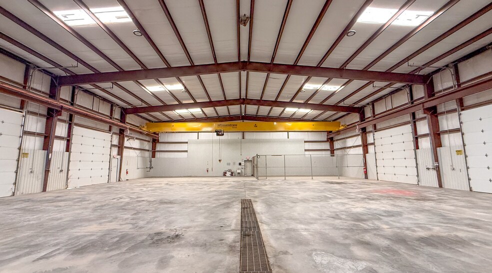 More Photos Of 9215 W County Road 127, Midland Warehouse For Lease