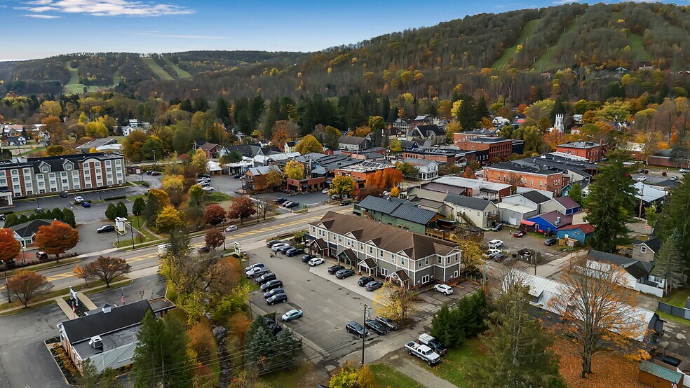 More Photos Of 38 Washington St, Ellicottville Storefront For Sale