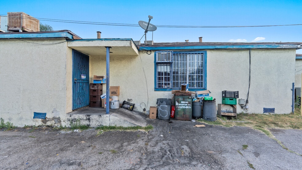 More Photos Of 10016-10024 S Inglewood Ave, Inglewood Freestanding For Sale