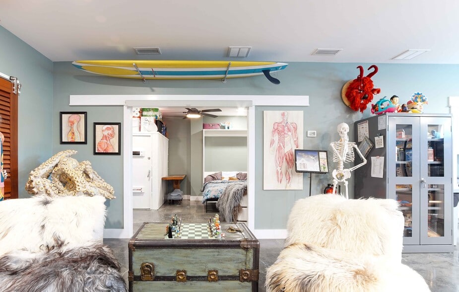 More Photos Of 17629 Cordova Pl, Panama City Beach Industrial For Sale