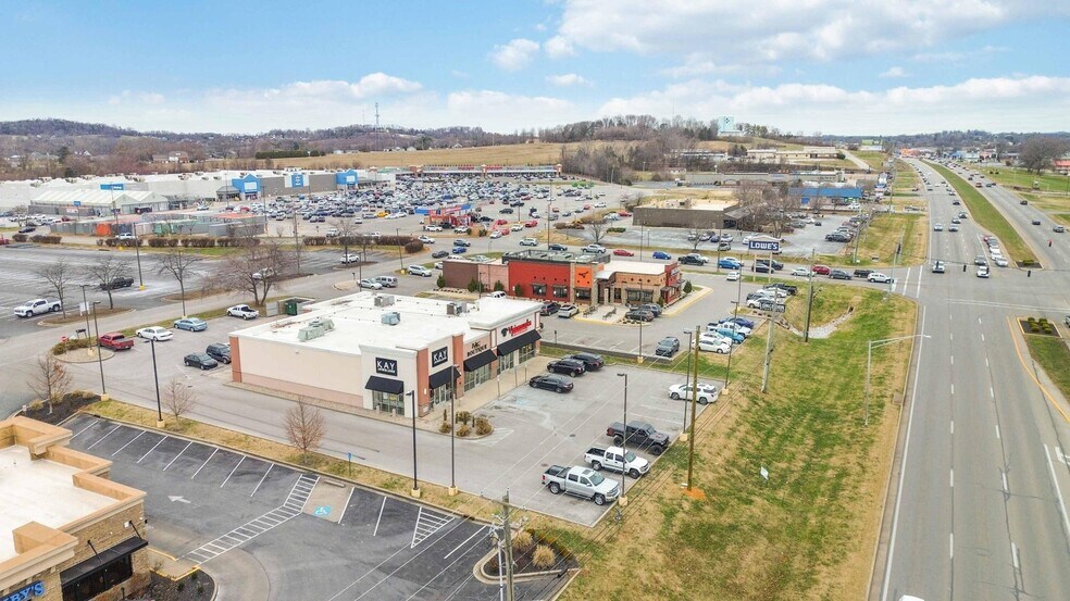 More Photos Of 2007 S Highway 27, Somerset Storefront Retail Office For Lease