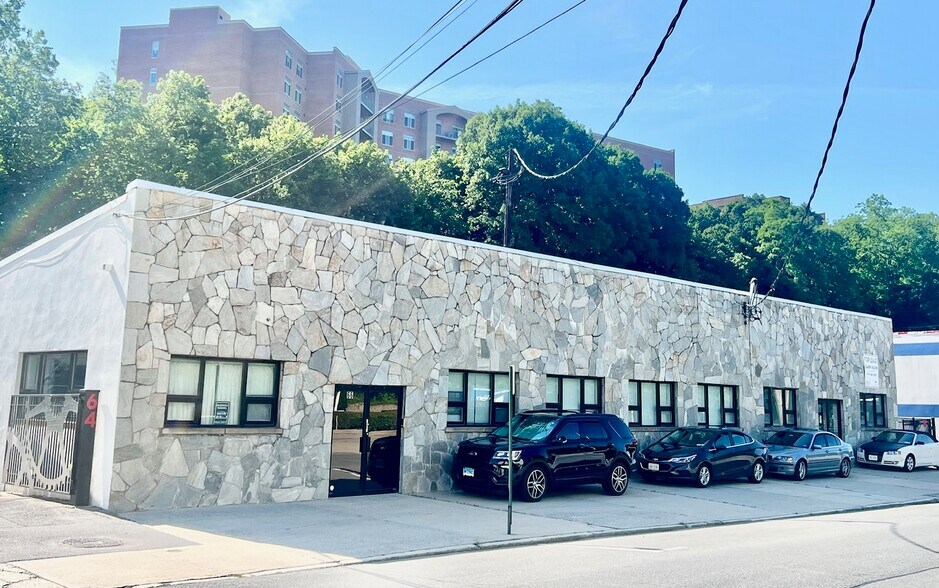 More Photos Of 66 Marbledale Rd, Tuckahoe Manufacturing For Lease