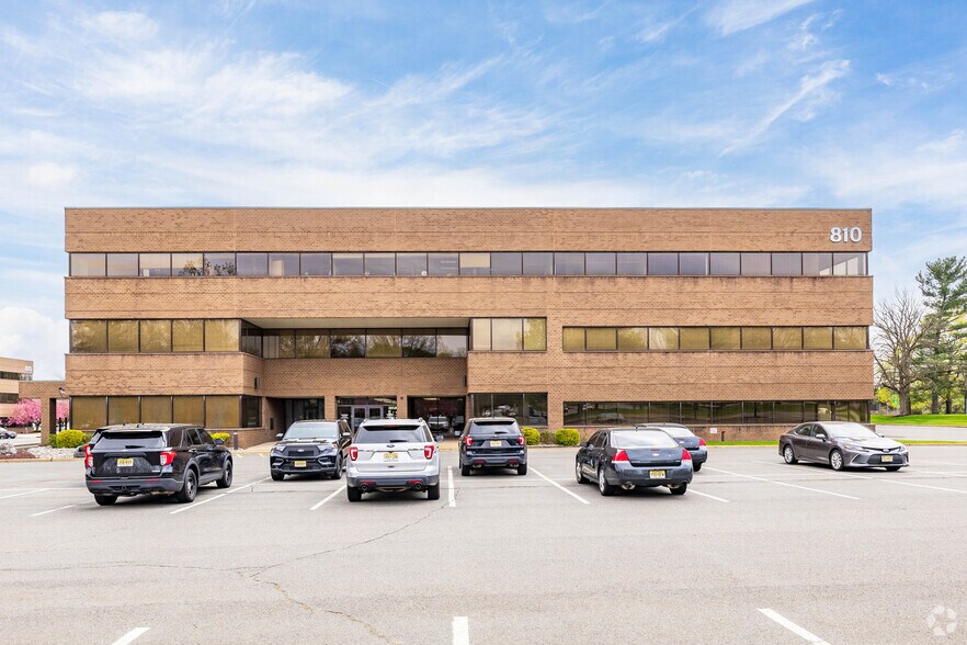 More Photos Of 810 Bear Tavern Rd, Ewing Office For Lease