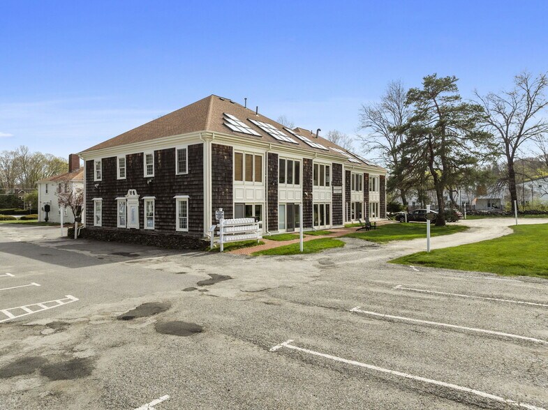 More Photos Of 21 Eliot St, Natick Office For Sale