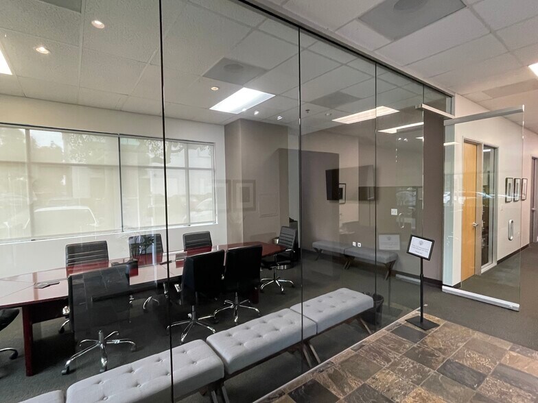More Photos Of 27 Orchard Rd, Lake Forest Office For Sale