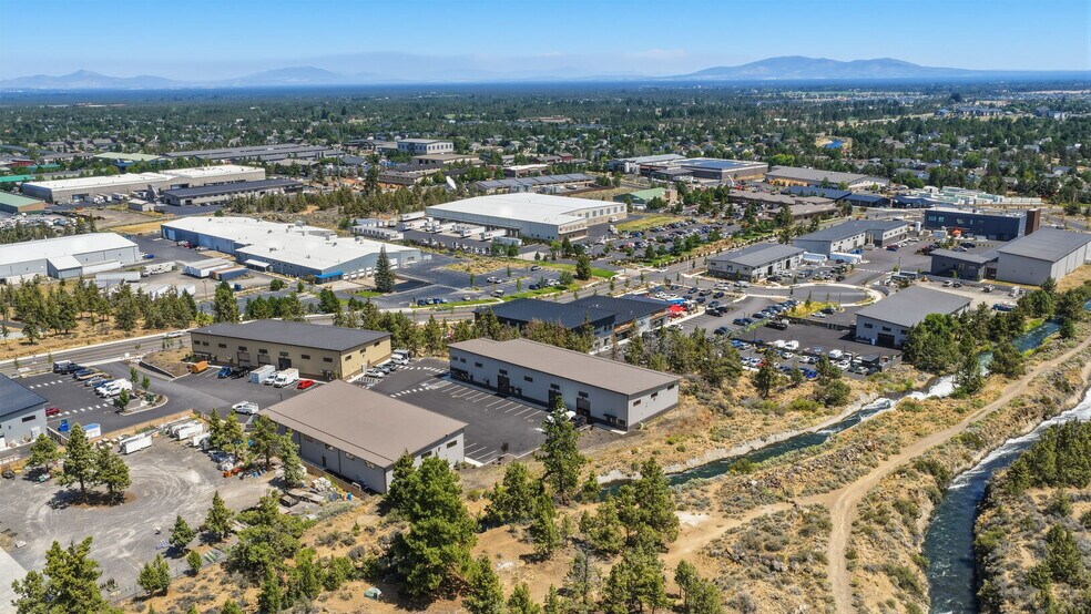 More Photos Of 20723 Brinson Blvd, Bend Light Manufacturing For Lease