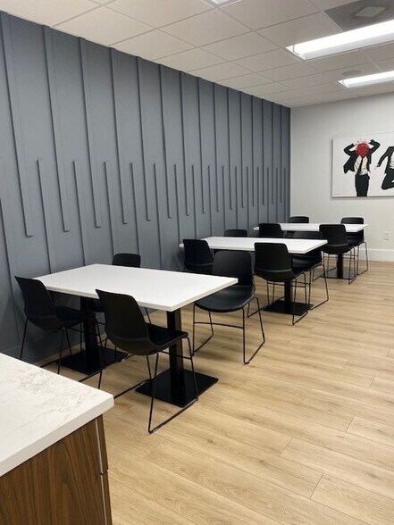 More Photos Of 2150 SW 10th St, Deerfield Beach Office Residential For Lease