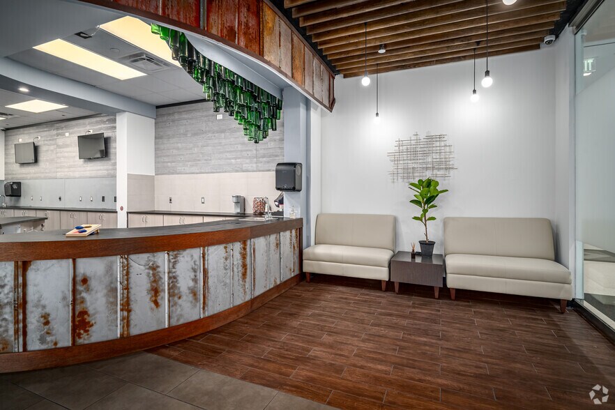 More Photos Of 808 Travis St, Houston Office For Lease