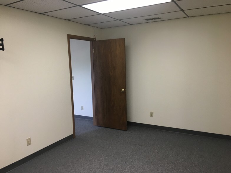 More Photos Of 3620 Harlem Rd, Buffalo Office For Lease