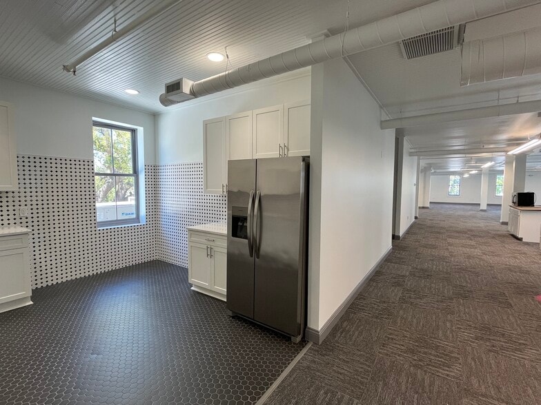 More Photos Of 2234 E 7th Ave, Tampa Loft Creative Space For Lease