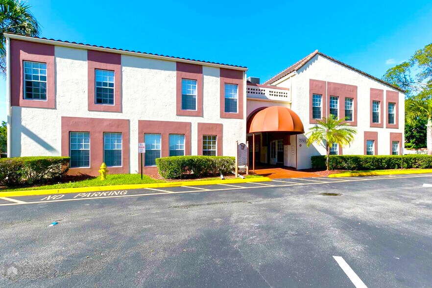 Primary Photo Of 7797 N University Dr, Tamarac Medical For Sale