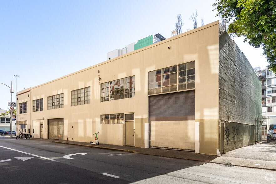 More Photos Of 650 Harrison St, San Francisco Flex For Lease