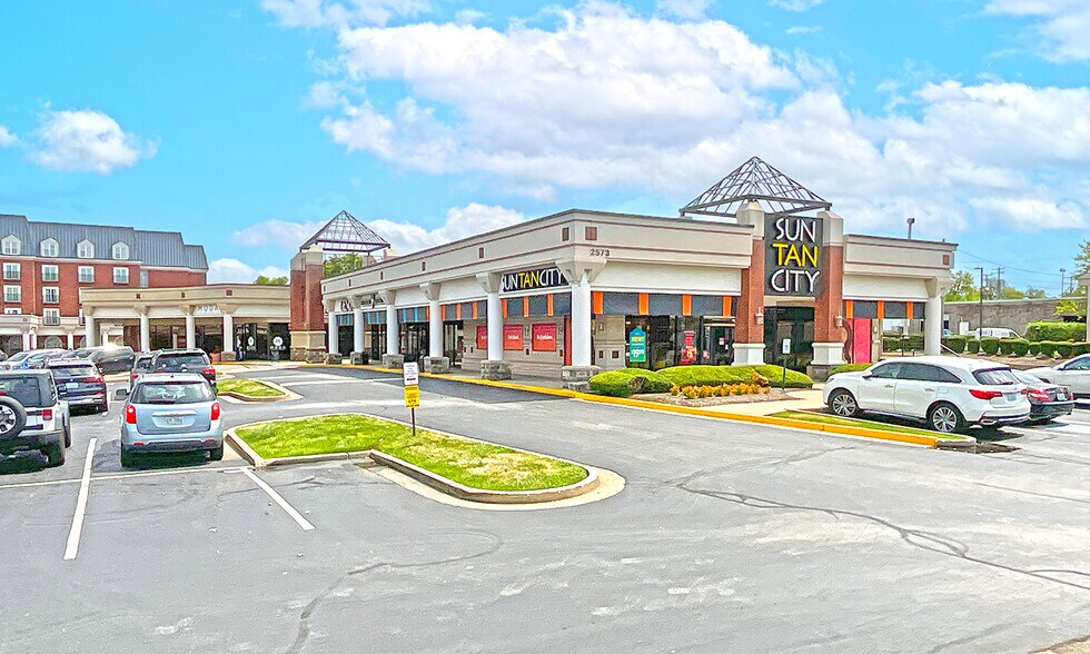 More Photos Of 2573 Richmond Rd, Lexington Unknown For Lease