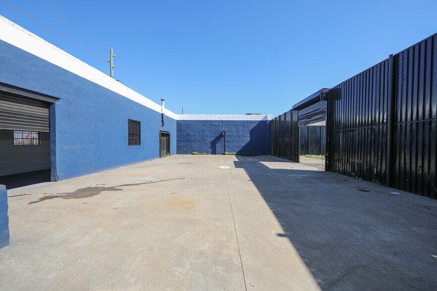 More Photos Of 250 Mechanic St, Camden Manufacturing For Lease